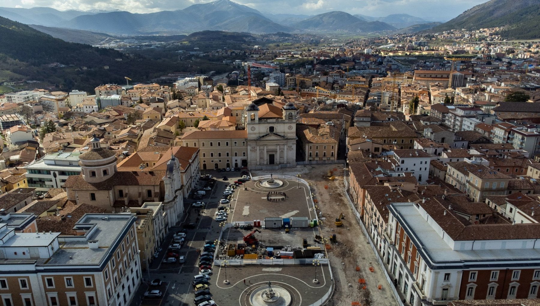 Aquila cosa vedere